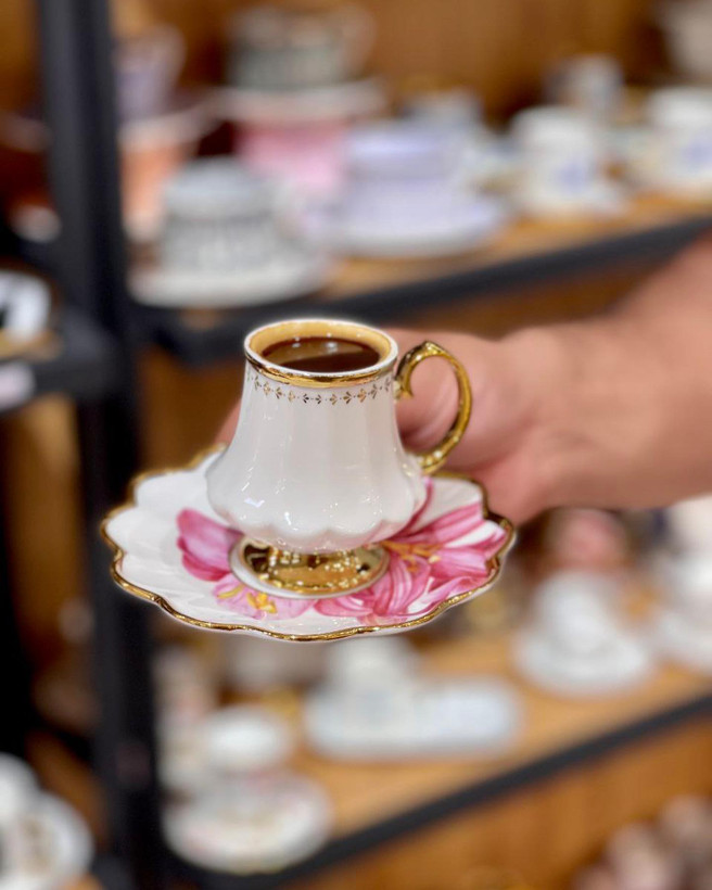ست فنجان و نعلبکی lilyum çiçeği محصول acar ترکیه جنس:چینی